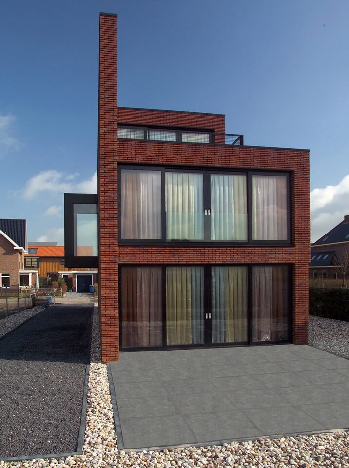 BRICK WALL HOUSE