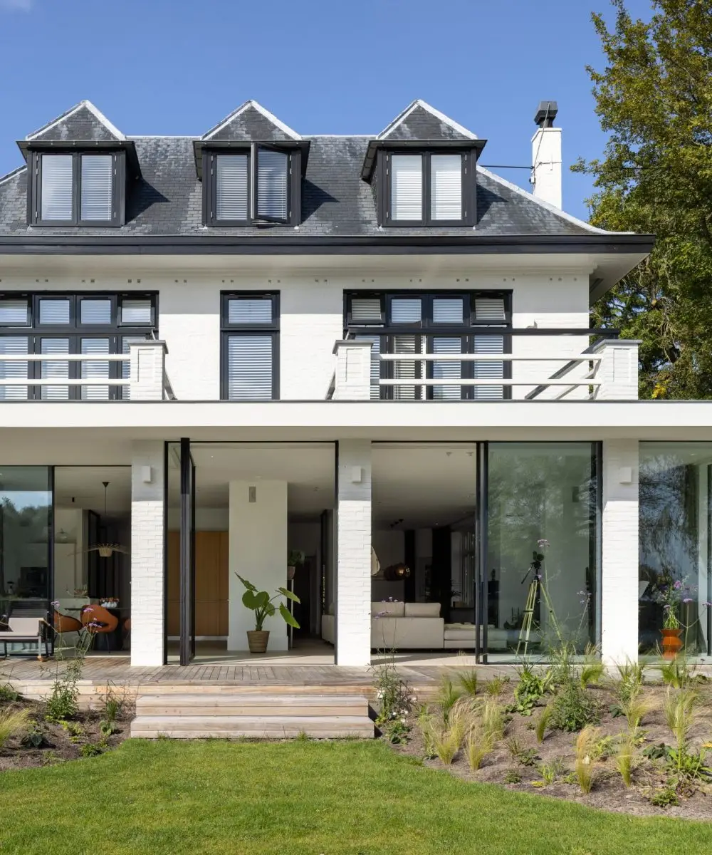 Villa aan de Leede