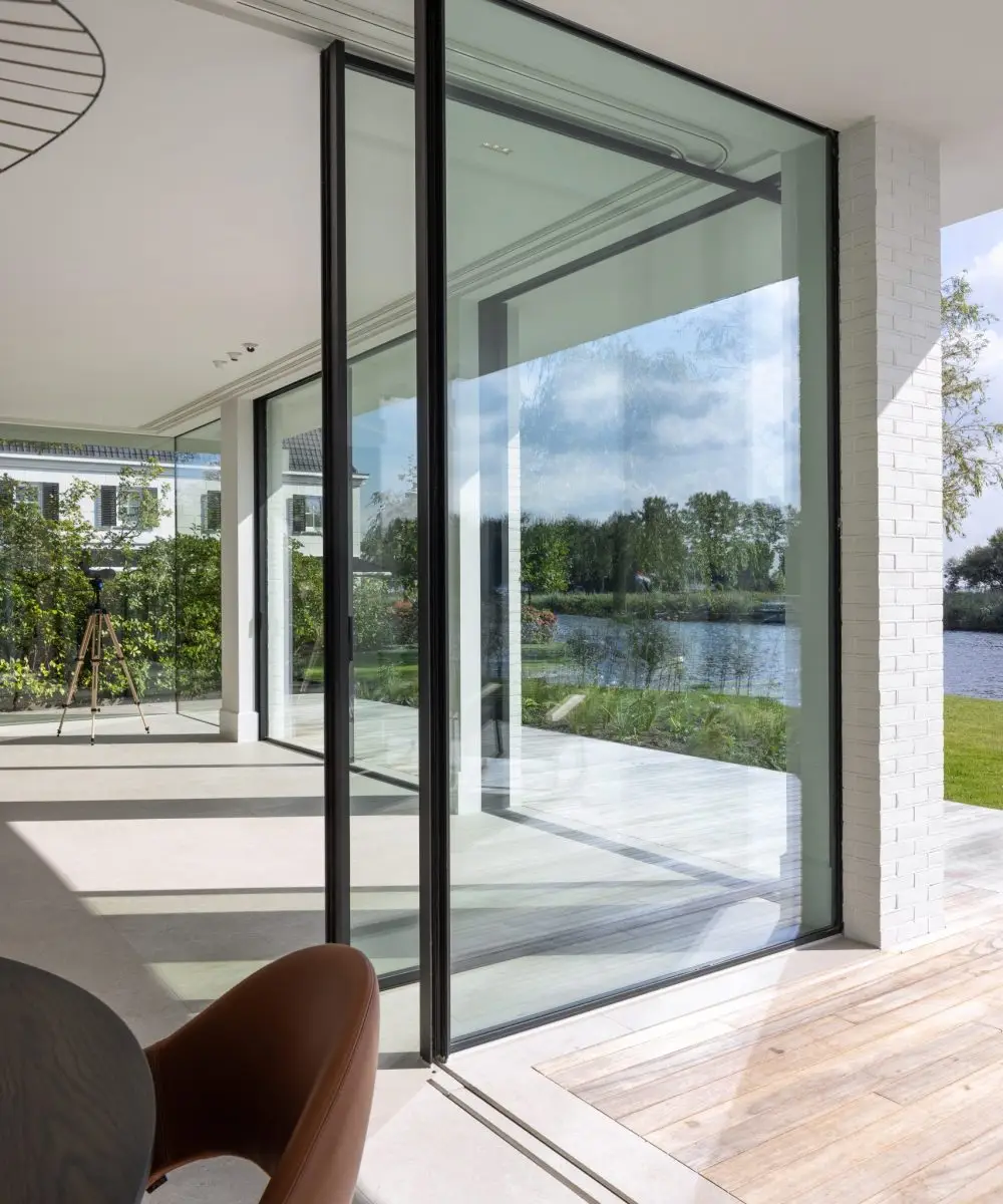 Villa aan de Leede