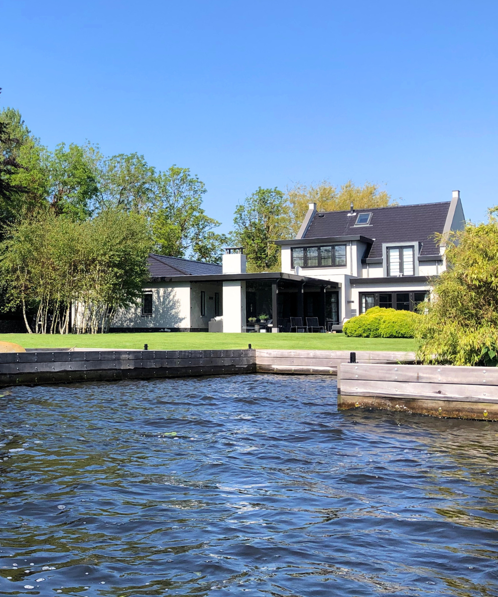 Villa aan de Rijn